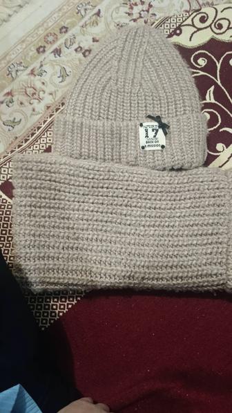 Зимняя шапка для женщин