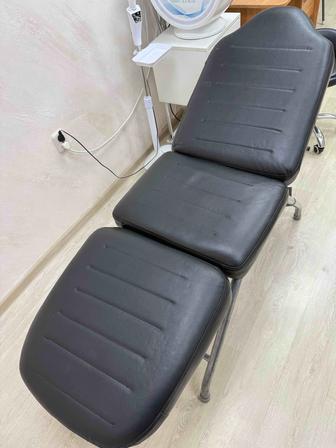 Продам кушетку в отличном состоянии