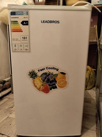 Продается холодильник