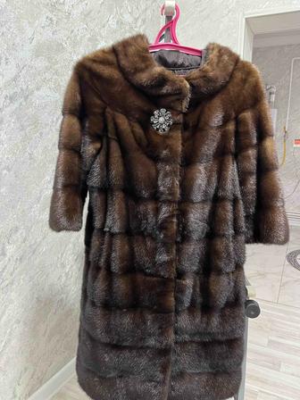 Продам шубу норковую!