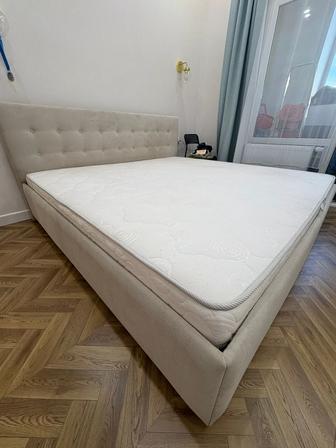Продам 2 спальную кровать