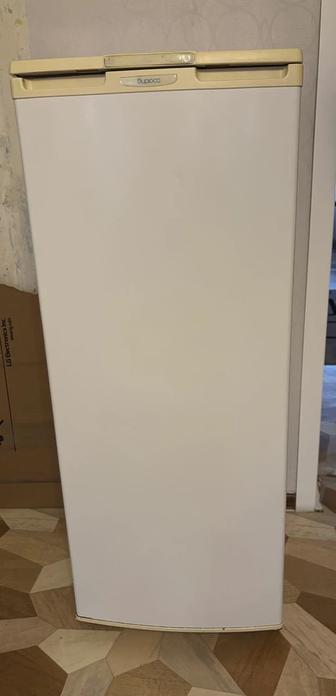 Холодильник Бирюса