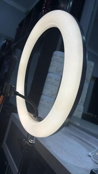 Кольцевая лампа