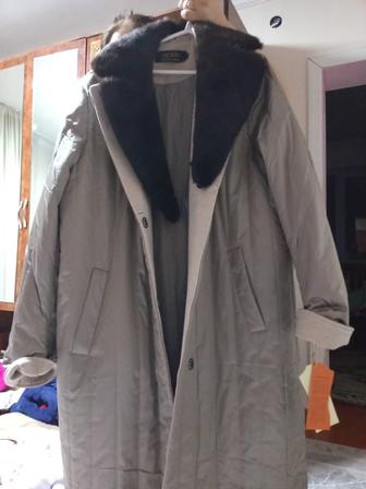 Продам куртку женскую