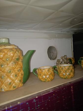 Чайник,молочник сахарница