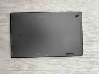 Продаю планшет Lenovo Tab M10 второго поколения с памятью 128 ГБ.