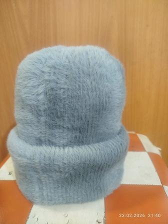 Женская зимняя шапка