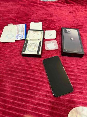 Продам Айфон 13 про max