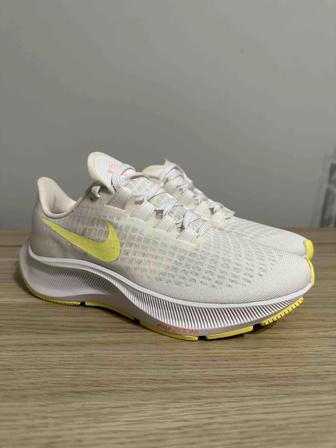 Продам кроссовки Nike Pegasus 37