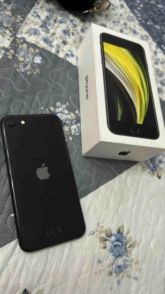 iPhone SE 2020 компактный смартфон с мощным чипом A13 Bionic