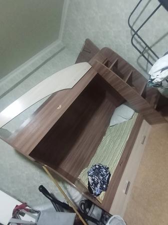 Двухъярусная кровать