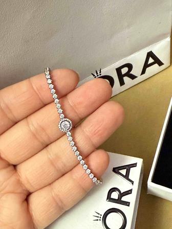 изящный браслет PANDORA