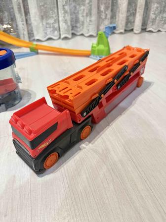 Hot wheels автовоз