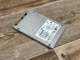 SSD 256Gb SATA III Hynix