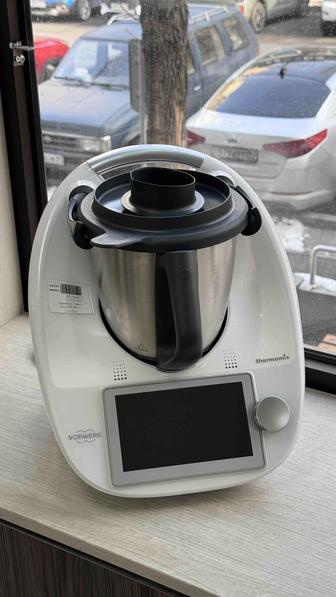 ПРОДАМ THERMOMIX 6