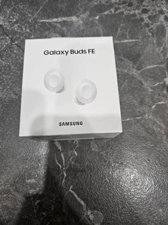 Наушники Samsung Galaxy Buds FE