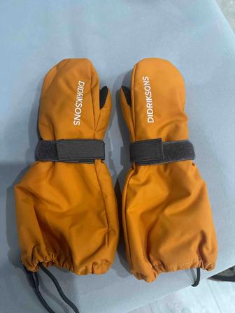 Варежки зимние Didriksons 0/2