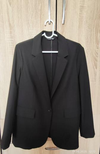 Пиджак черный