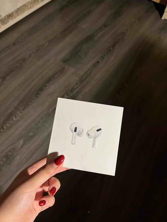 Продам AirPods pro