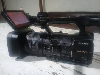 Видеокамера Sony nx5e