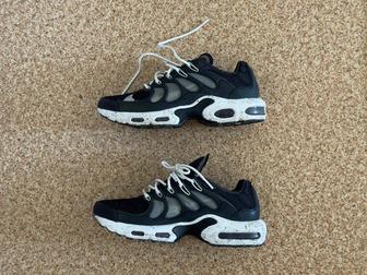 Кроссовки Nike