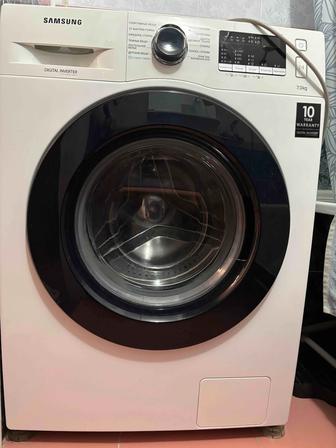 Продам стиральную машину Samsung