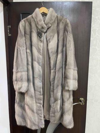 Продам норковую шубу