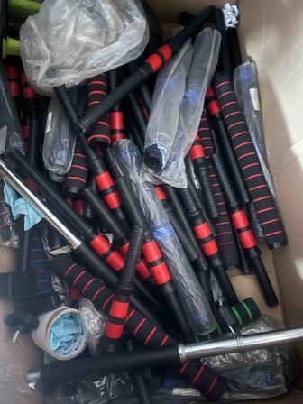 Гриф для гантелей и переходник для штанг, упоры для отжимания ) 200 штук