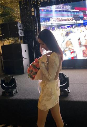 Продам платье