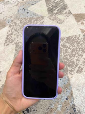 Продаю iPhone 13 идеальное состояние!
