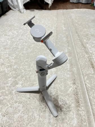 Продаю стабилизатор DJI OSMO MOBILE 6