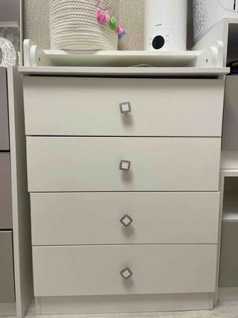 Пеленальный столик - шкаф