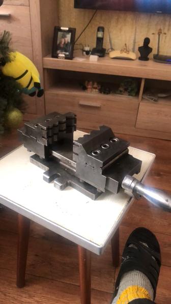 Тиски для сверлильных работ