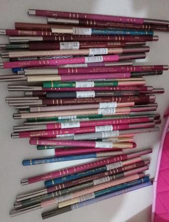 Карандаш для глаз для губ