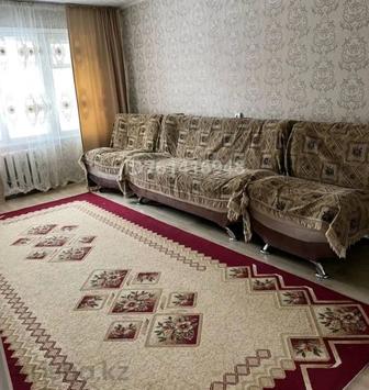 Продам комплект диван и два кресла