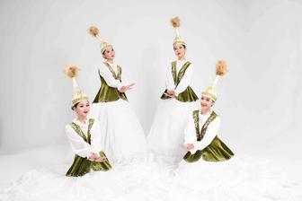 Танцевальная группа Ерке-Сылқым