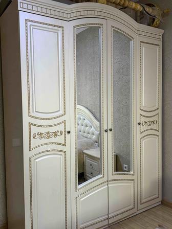 Спальный гарнитур