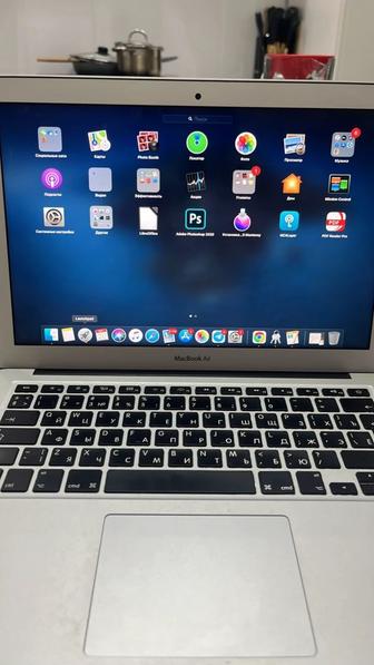 Продается MacBook Air 13