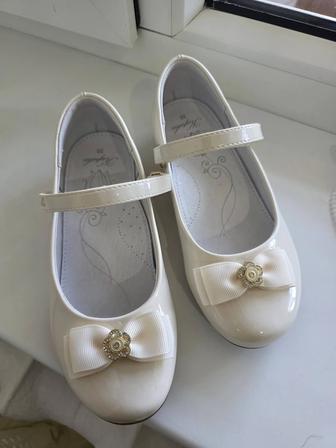 Продам новые туфли