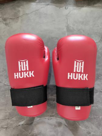 Перчатки для единоборств