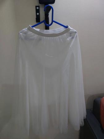 Продам юбки новые