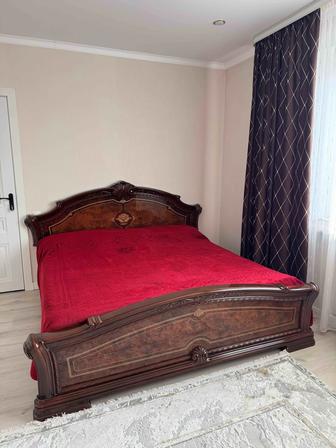 Срочно продается спальный гарнитур