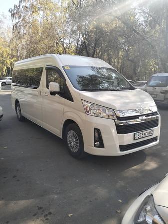 Ищу работу со своим авто toyota hiace 2024 года 12 посадочных мест.