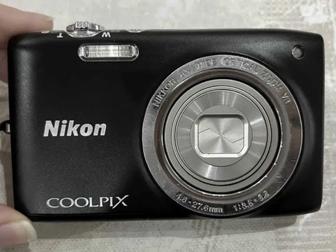 Nikon s2750