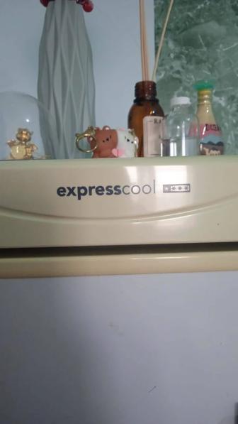 Продам холодильник LG