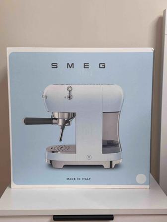 Кофеварка Smeg