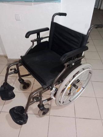 Коляска инвалидную