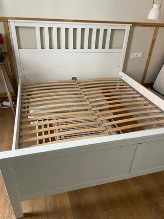 Двуспальная кровать 180 на 200