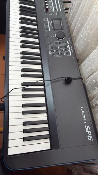 Продам цифровое пианино