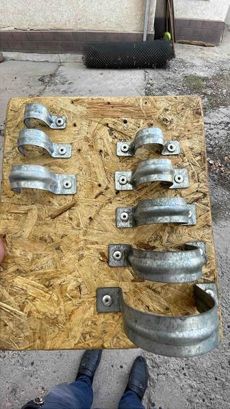 Скоба крепёжная, хомут